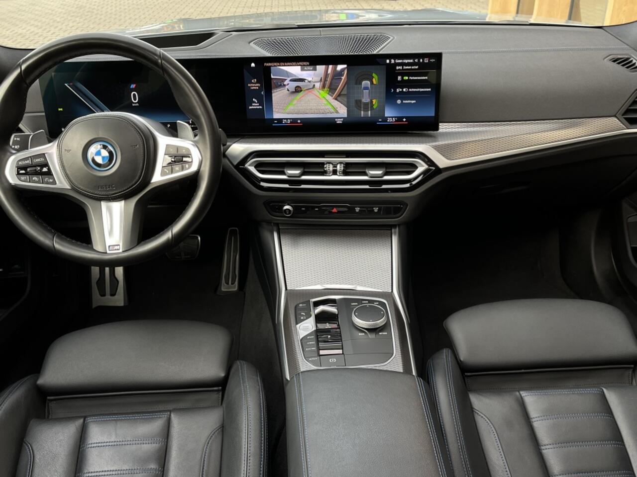 BMW 3-SERIE Touring 330e xDrive | Pano | Head-up | Memory |Keyles | Leder |