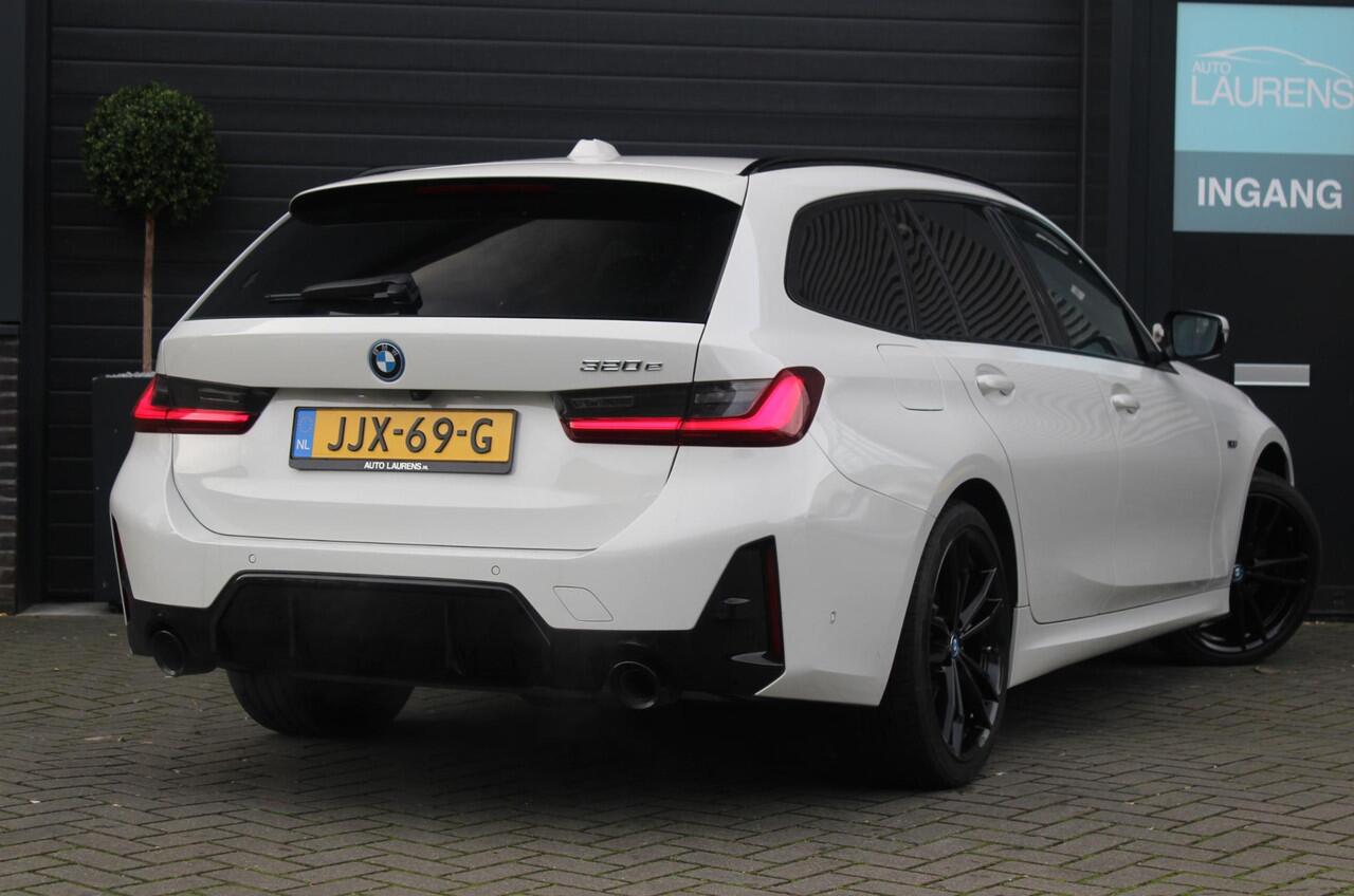BMW 3-SERIE Touring 320e M-sport | Adaptieve Cruise | BLIS | HUB | Pro pakket | Keyless | 19 Inch