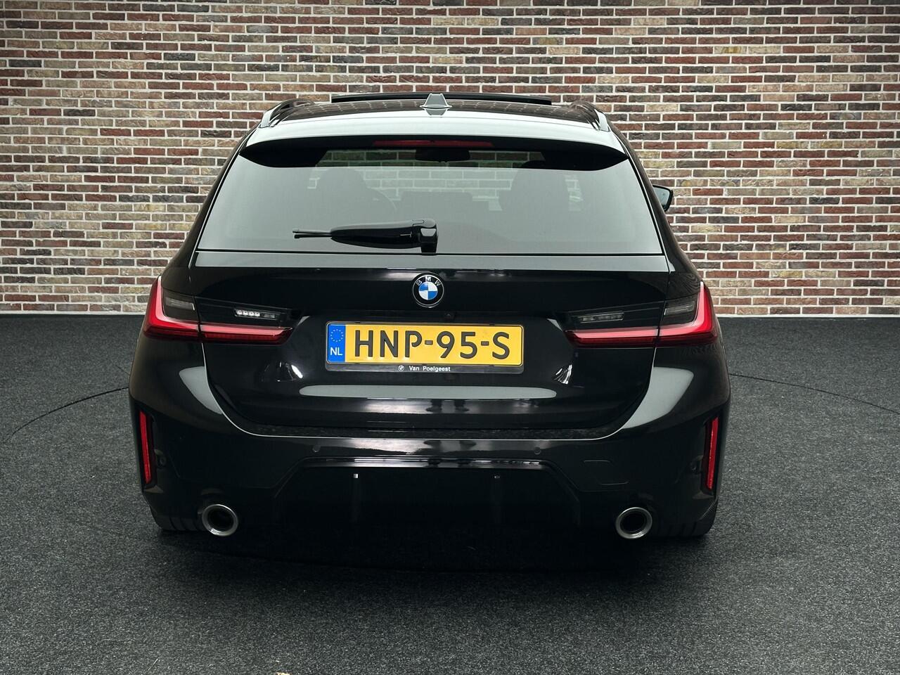 BMW 3-SERIE Touring 320i M Pakket Panorama Headup Camera Garantie