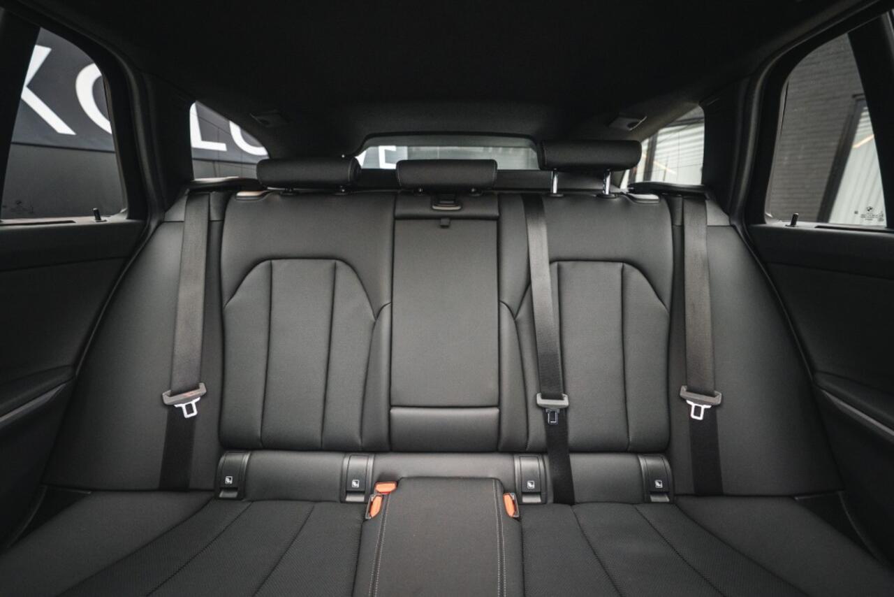 BMW 3-SERIE 330e M SPORT,CURVED DISPLAY, PANO HARMEN KARDON