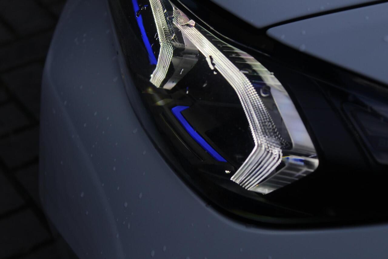 BMW 3-SERIE Touring 320e M-sport | 97% SOH | Adaptieve Cruise | BLIS | HUB | Pro pakket | Keyless | 19 Inch