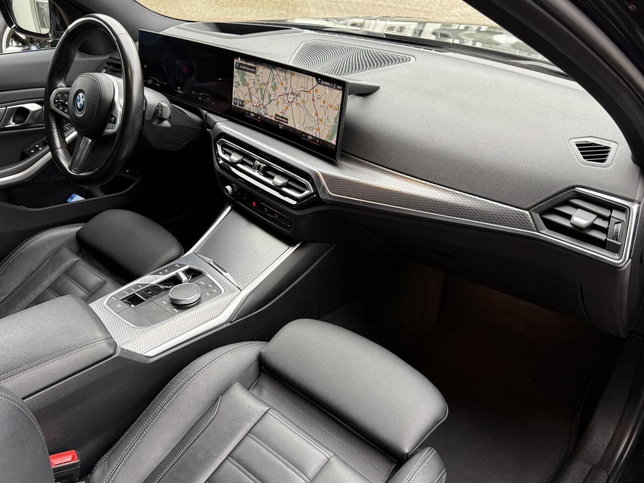 BMW 3-SERIE Touring 330e M SPORT LCI | DRIVING PROFF. | TREKHAAK | CAMERA | LEDER |