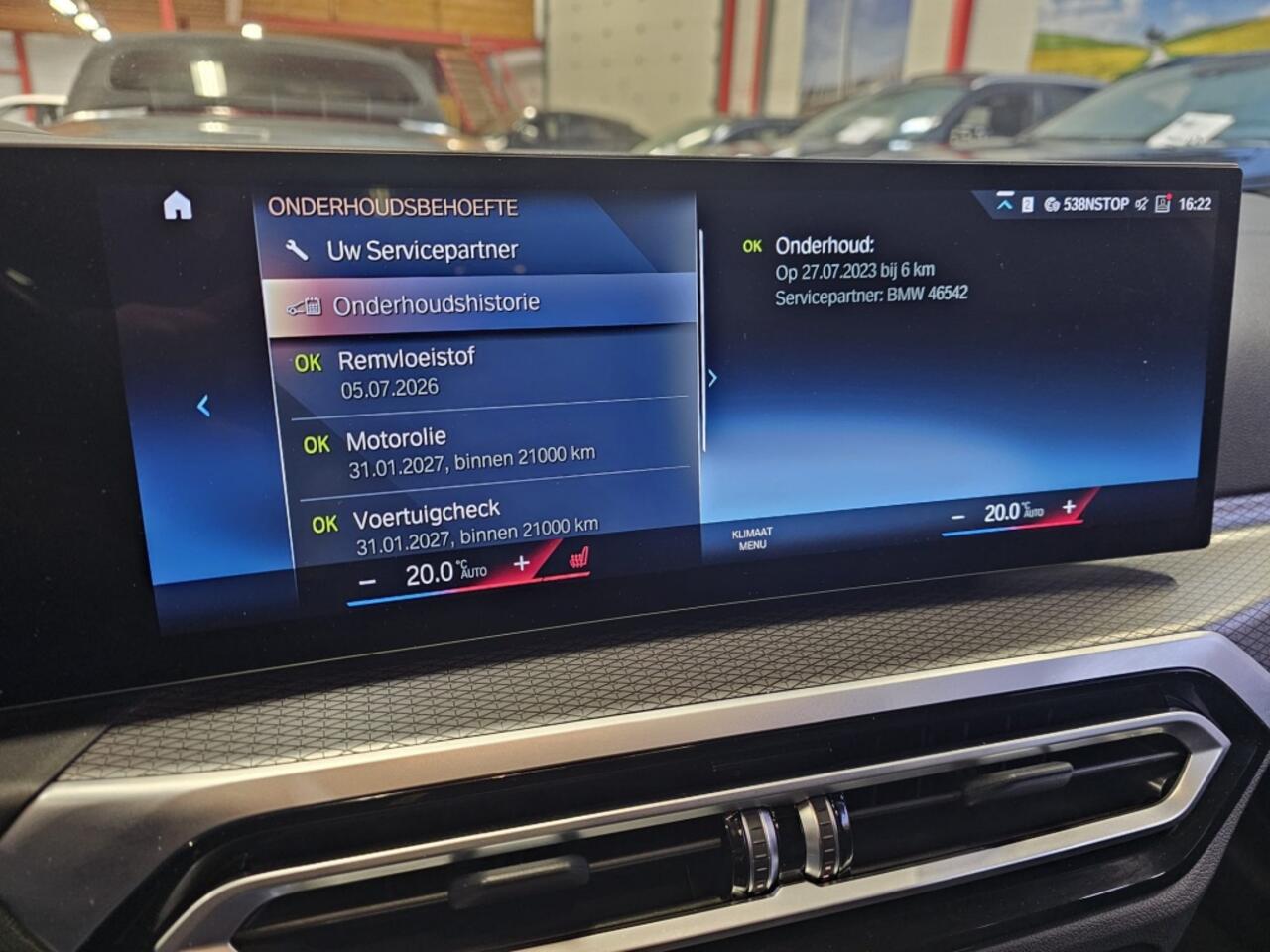 BMW 3-SERIE Touring 330e | Laser Light | Stoelverwarming | Panoramadak | Compleet