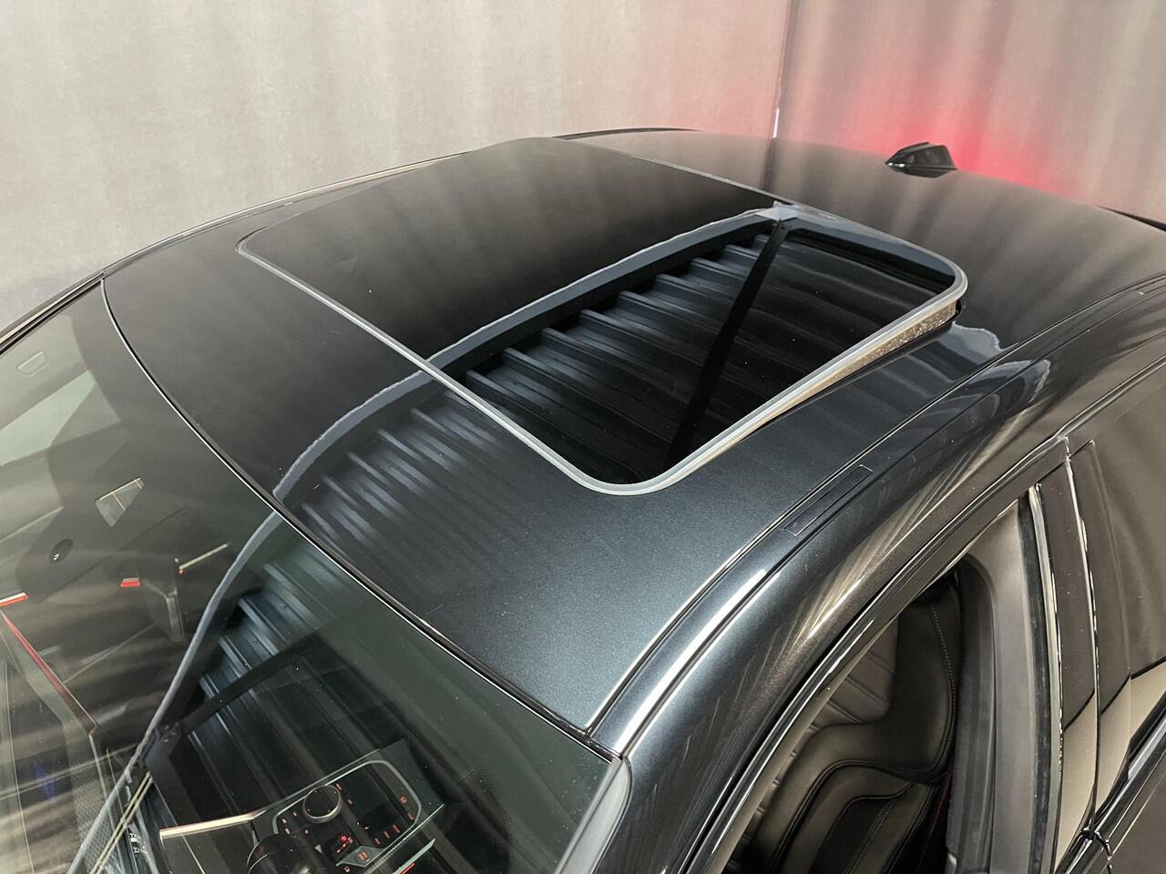 BMW 3-SERIE 330e xDrive M Sport Pro 19"/Lederen M-zetels + memory/Schuif - kanteldak/Adaptieve cruise/Keyless/Camera/Dodehoek/Laser LED