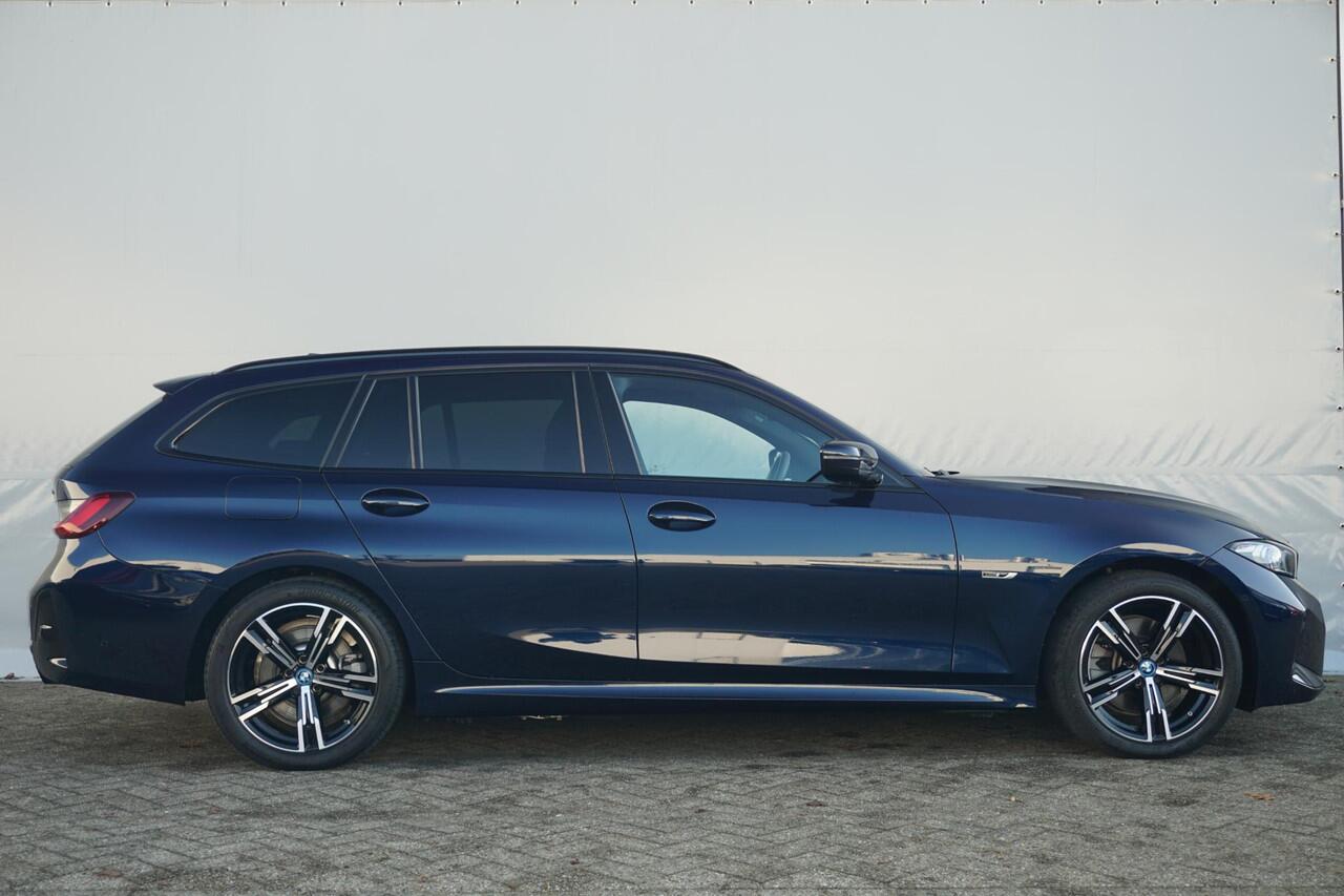 BMW 3-SERIE Touring 320e xDrive M Sportpakket 18'' / Panoramadak / Elektrisch verstelbare stoelen / Active Cruise Control / HiFi System
