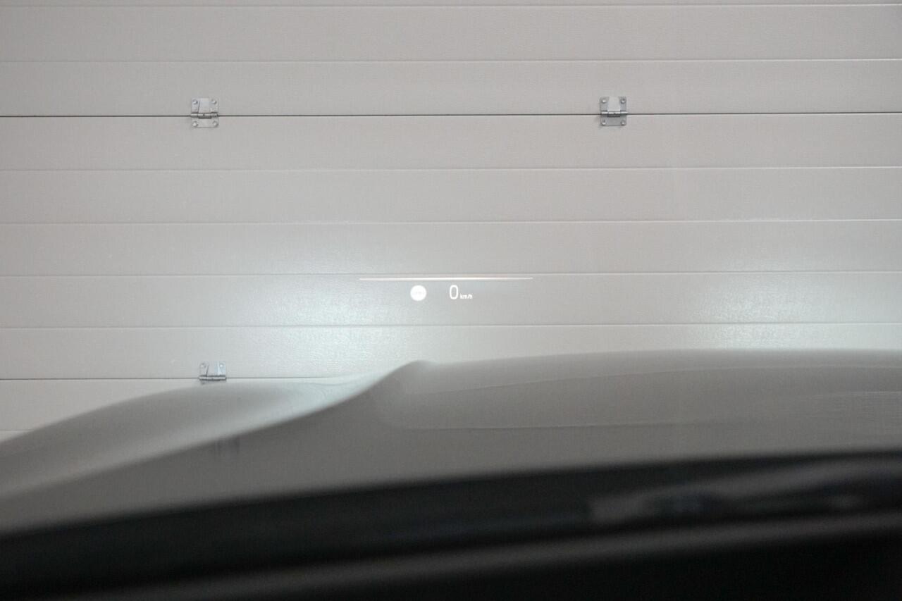 BMW 3-SERIE Touring 330e xDrive M-Sport | M-Stoelen | Panoramadak | Elektr. Stoelen