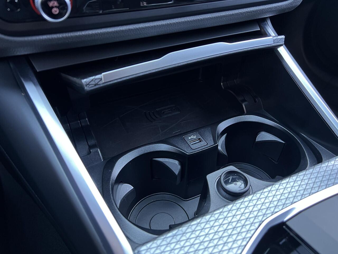 BMW 3-SERIE Touring 330e X-drive Automaat 293PK | M-Sport | Panoramadak | Supersport stoelen | Head-Up Display | HIGH Executive