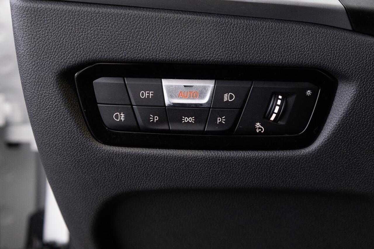 BMW 3-SERIE 320 e Touring | Full LED | LEDER |PHEV |? 1e Eigenaar .