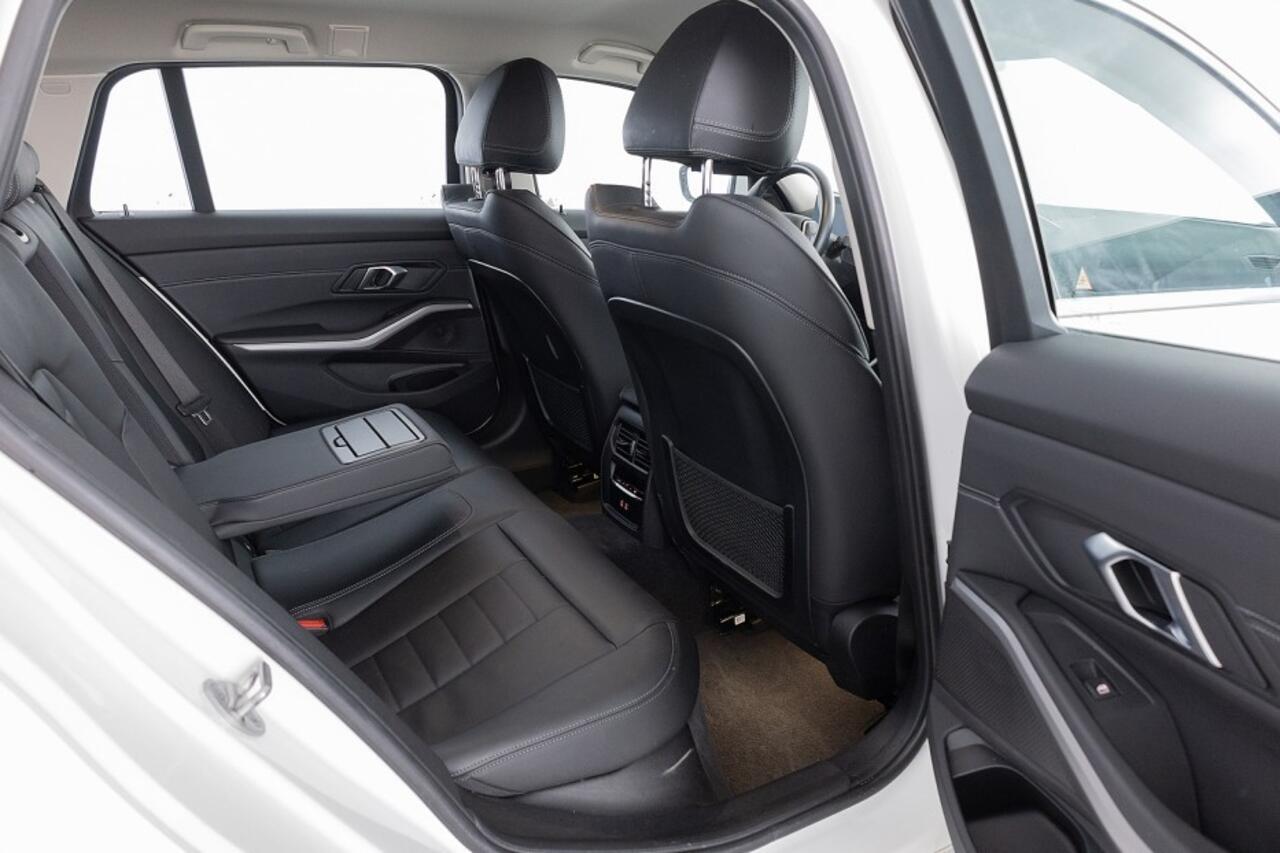 BMW 3-SERIE 320 e Touring | Full LED | LEDER |PHEV |? 1e Eigenaar .
