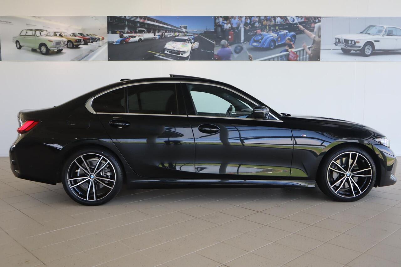 BMW 3-SERIE Sedan 330i | M Sportpakket | Innovation Pack | Travel Pack