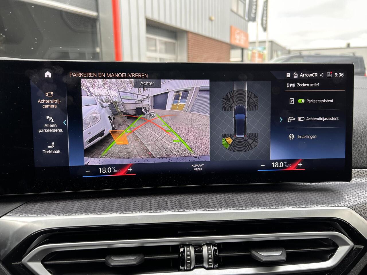 BMW 3-SERIE Touring 320e | M pakket | Pano | H&K | Head Up | LED |