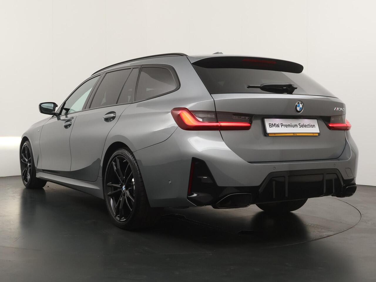 BMW 3-SERIE Touring M340i xDrive | M-Sportpakket | Panoramdak | Harman Kardon |
