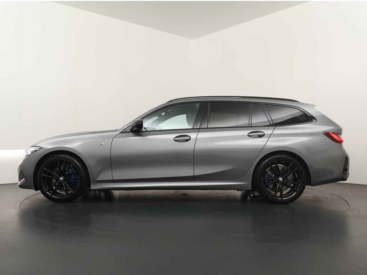 BMW 3-SERIE Touring M340i xDrive | M-Sportpakket | Panoramdak | Harman Kardon |