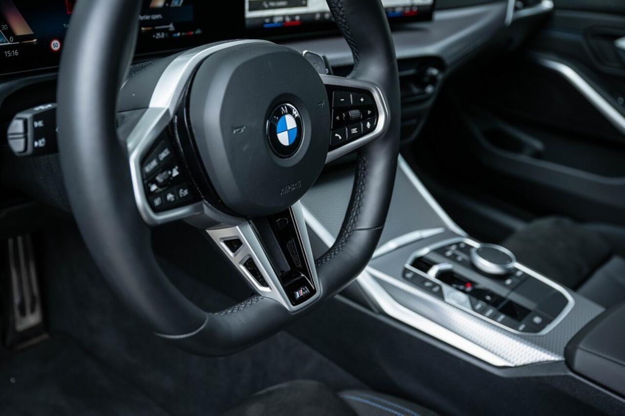 BMW 3-SERIE 330i xDrive M Sport | facelift | Shadow | Widescreen | Hifi | Camera | 18' inch |