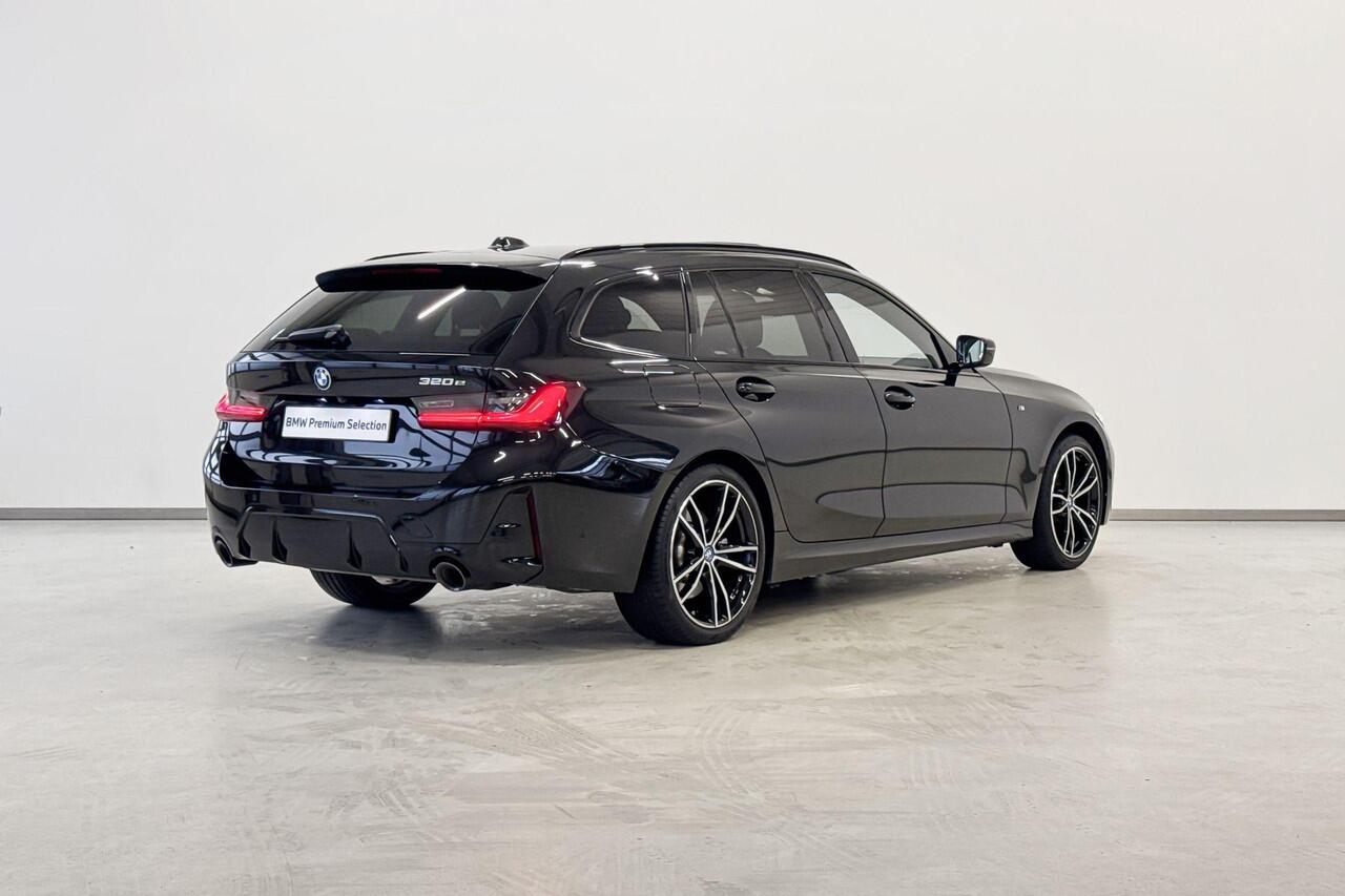 BMW 3-SERIE Touring 320e