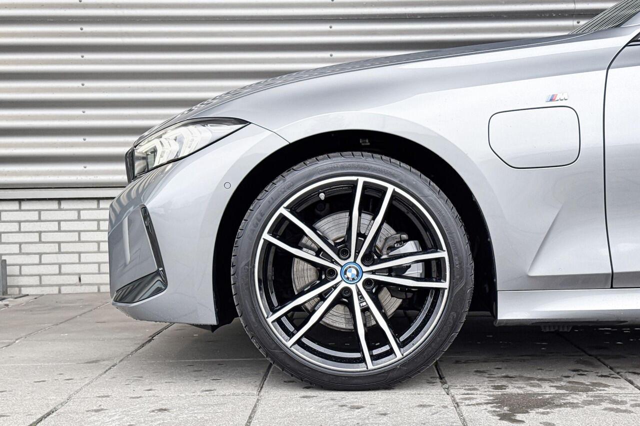 BMW 3-SERIE Touring 320e