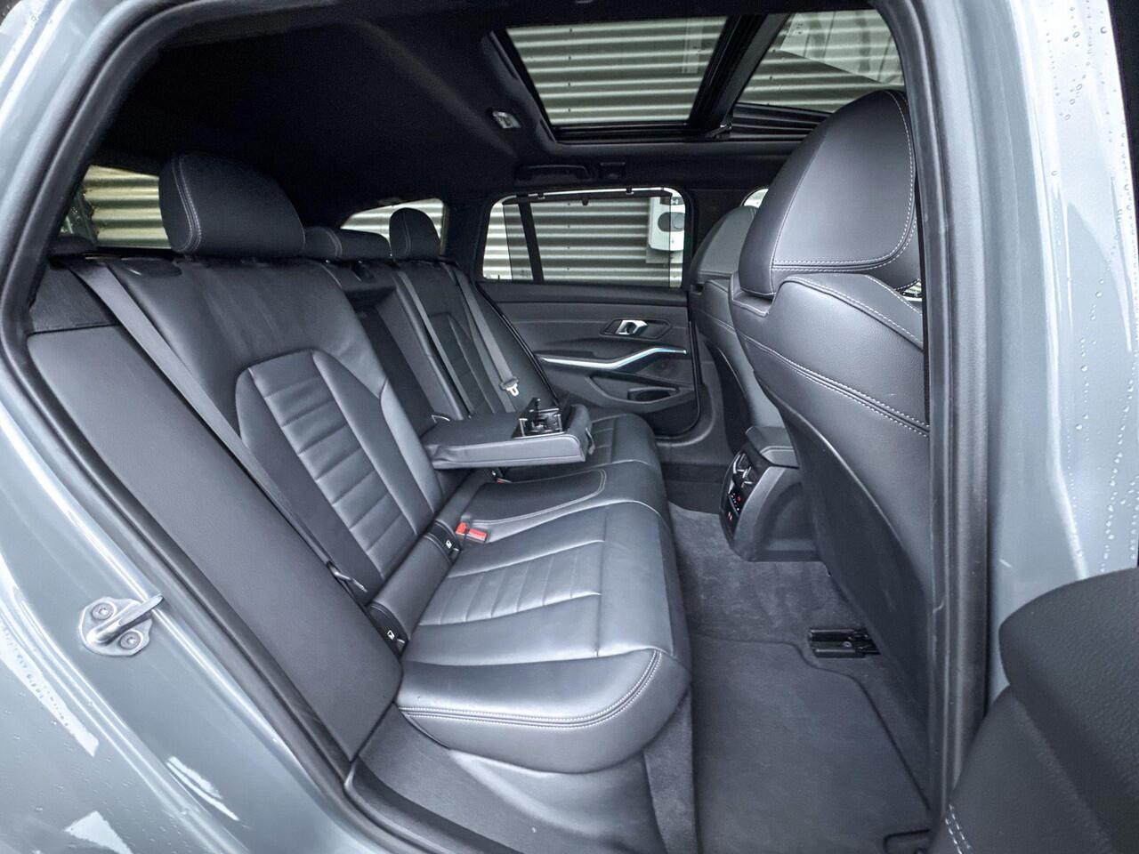 BMW 3-SERIE Touring 320e