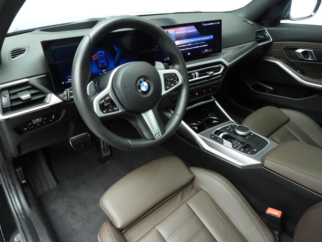 BMW 3-SERIE Sedan 318i | M-Sportpakket | LED | Leder | HUD | Schuifdak | Elektr. zetels | DAB | Hifi speakers | Alu 19 inch