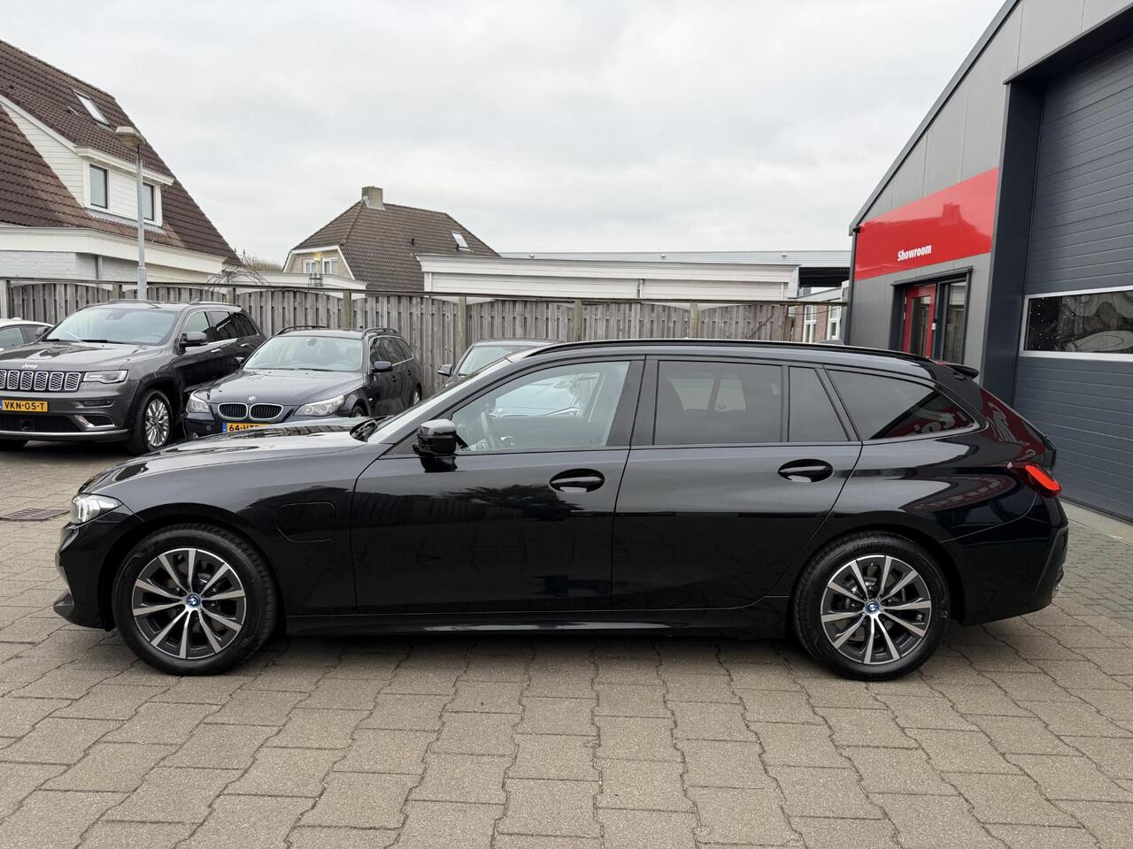 BMW 3-SERIE Touring 320e High Executive org NL auto