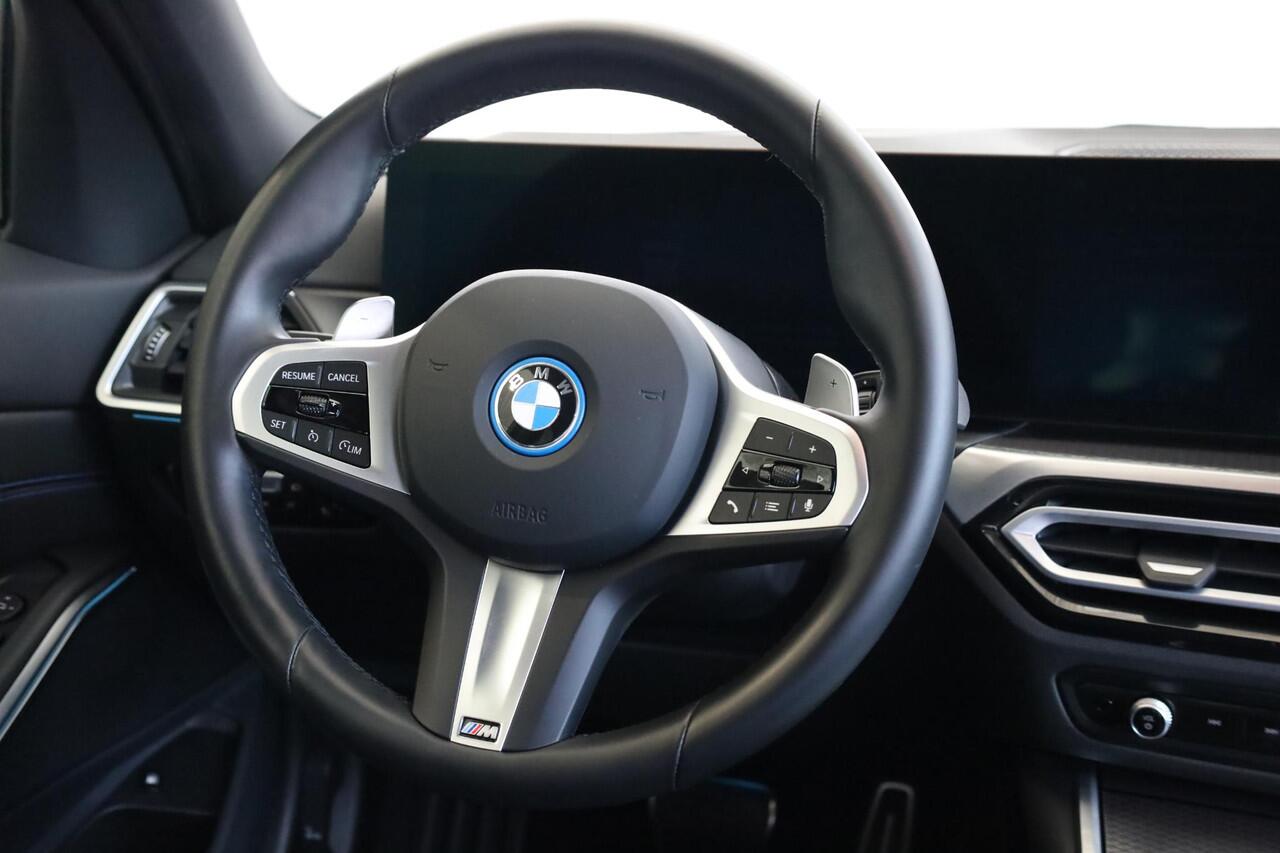 BMW 3-SERIE Sedan 330e | M Sportpakket