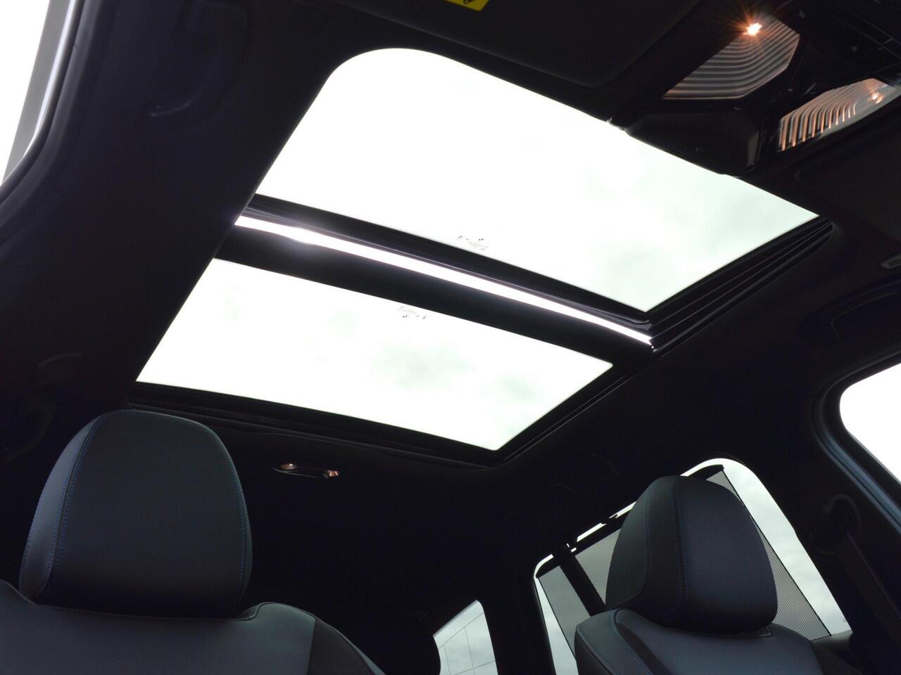 BMW 3-SERIE Touring 330e Touring M Sport Pro Innovation