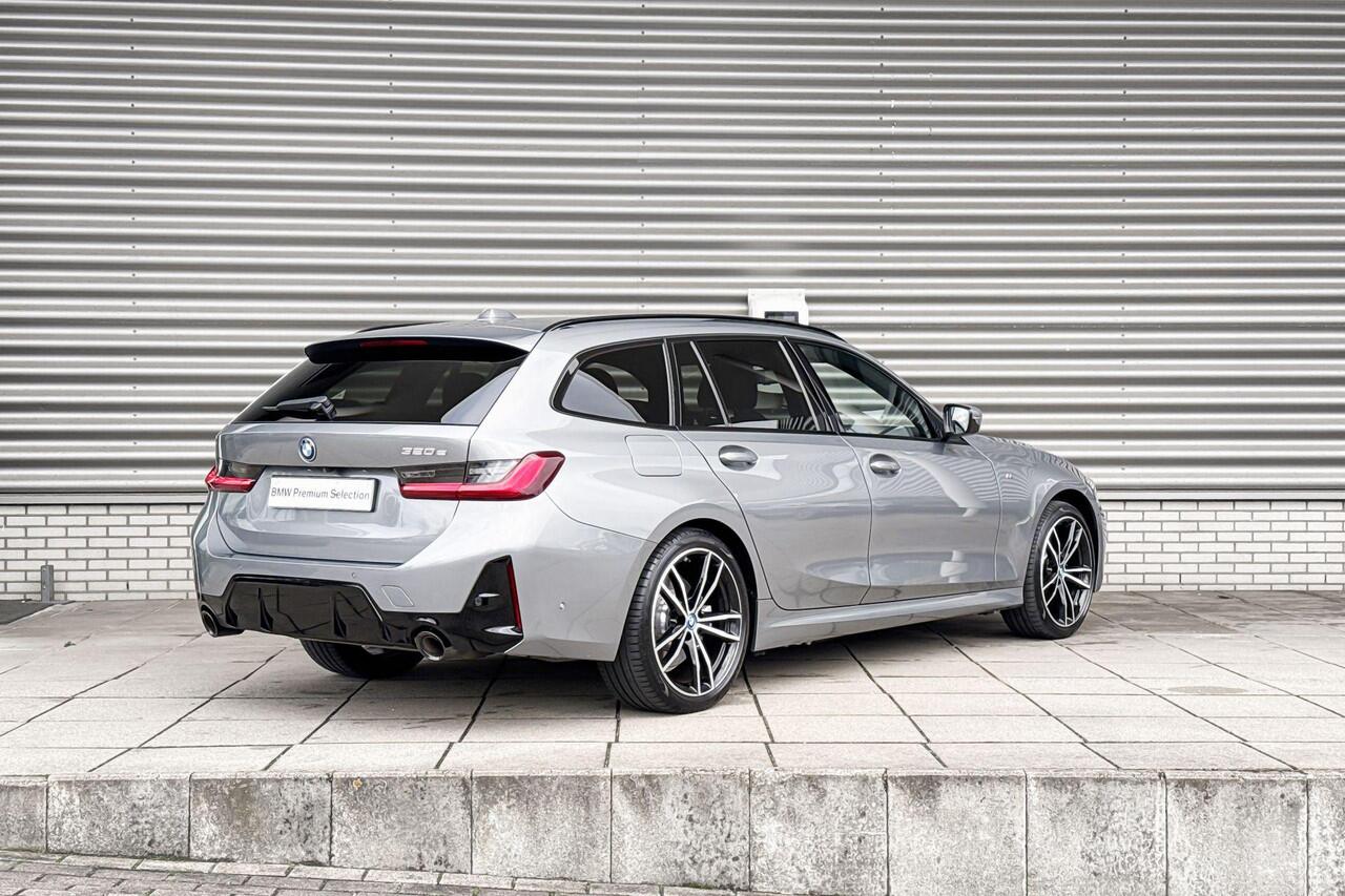 BMW 3-SERIE Touring 320e M Sport | Panoramadak | 19 inch