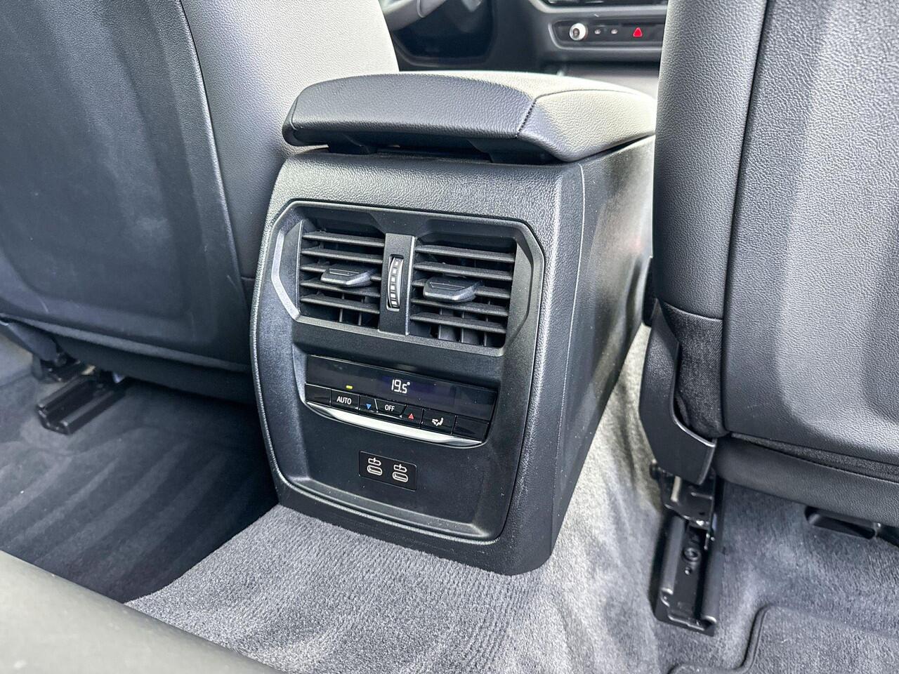 BMW 3-SERIE Touring 318i | M Sport | Trekhaak