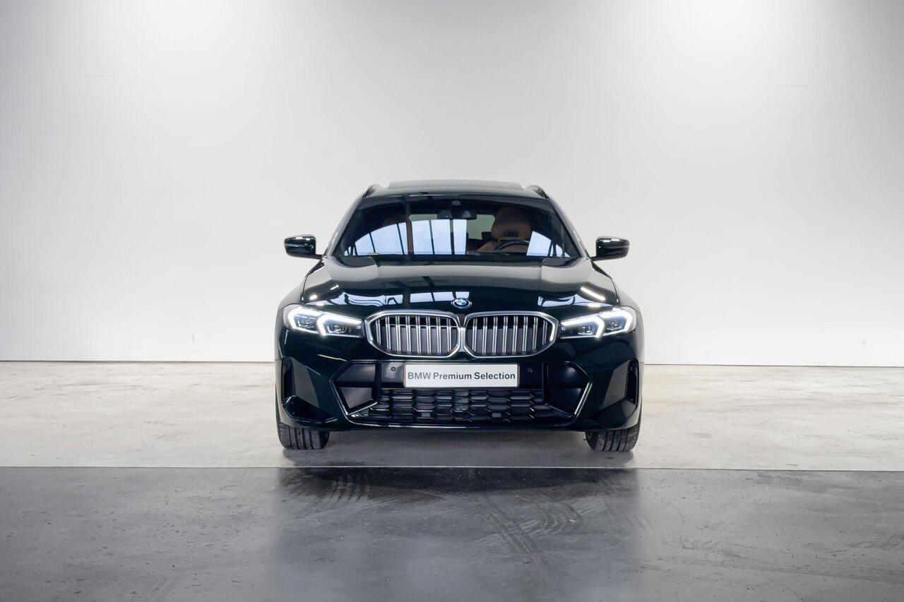 BMW 3-SERIE Touring 330e Innovation Pack M Sport | Individual | panoramadak | M Performance wielen