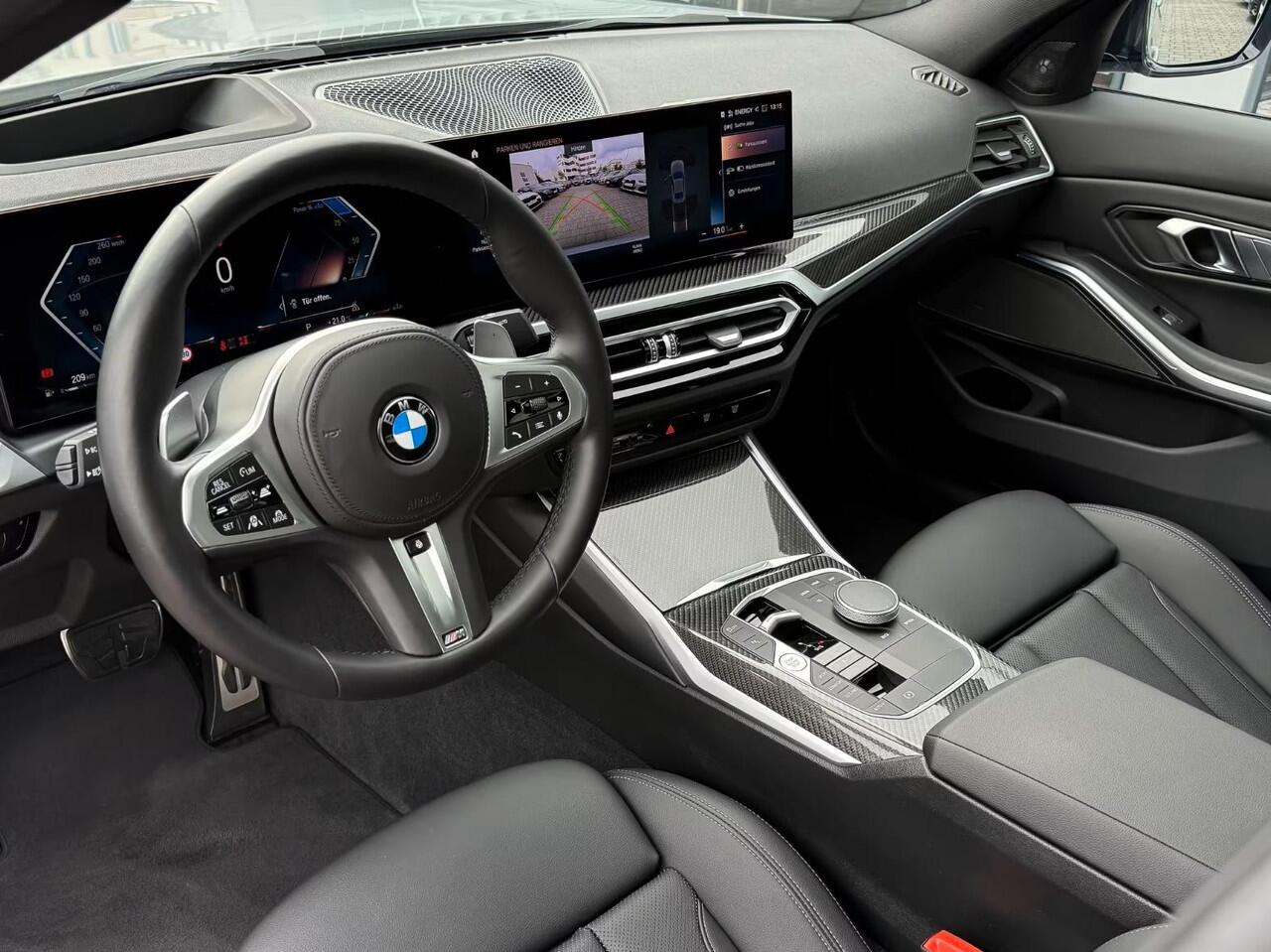 BMW 3-SERIE 320d xDrive M-SPORT ** LASER, NAVI+, LEDER, HuD, ACC, SCHUIF/KANTEL, 19-inch LMV, H&K ** 1e EIG - UNFALLFREI - BMW GAR ** ** INFORMEER OOK NAAR ONZE AANTREKKELIJKE FINANCIAL-LEASE TARIEVEN **