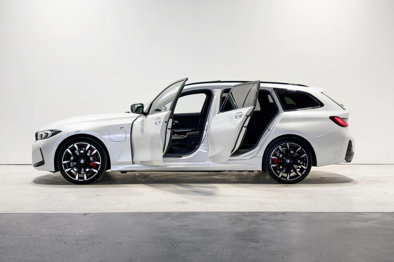 BMW 3-SERIE Touring 330e Innovation Pack M Sportpakket Pro Aut.