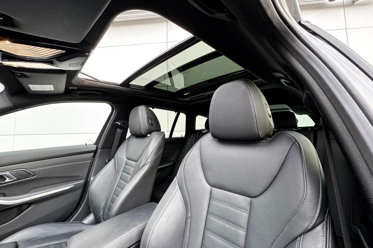 BMW 3-SERIE Touring 320e M Sport | 19 inch | Panoramadak