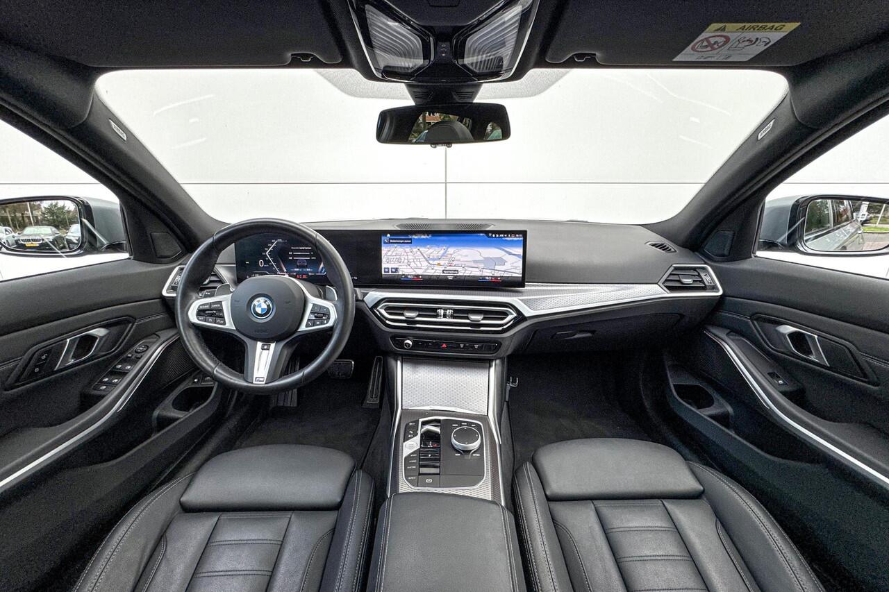 BMW 3-SERIE Touring 320e M Sport | 19 inch | Panoramadak