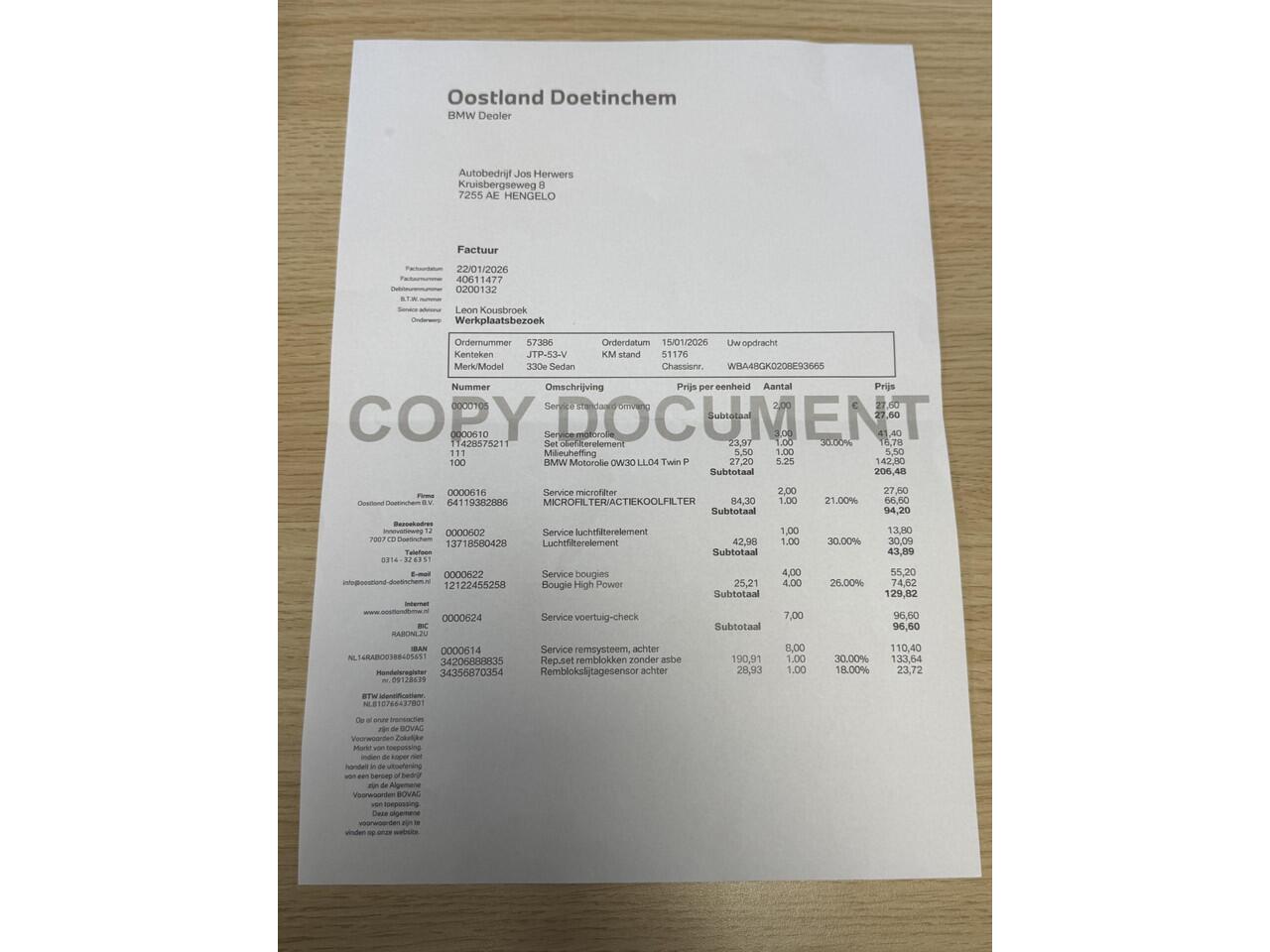 BMW 3-SERIE 330e M Sport / RIJKLAAR / Fabrieksgarantie tot 11-2027 / Harman Kardon Premium Audio / Elektrische Trekhaak / Schuif- en Kantel Dak / Stoel & Stuurverwarming / Akoestisch Glas / Adaptieve Cruise Control / Leder Bekleding / Dealer Onderhouden / Apple Carpl