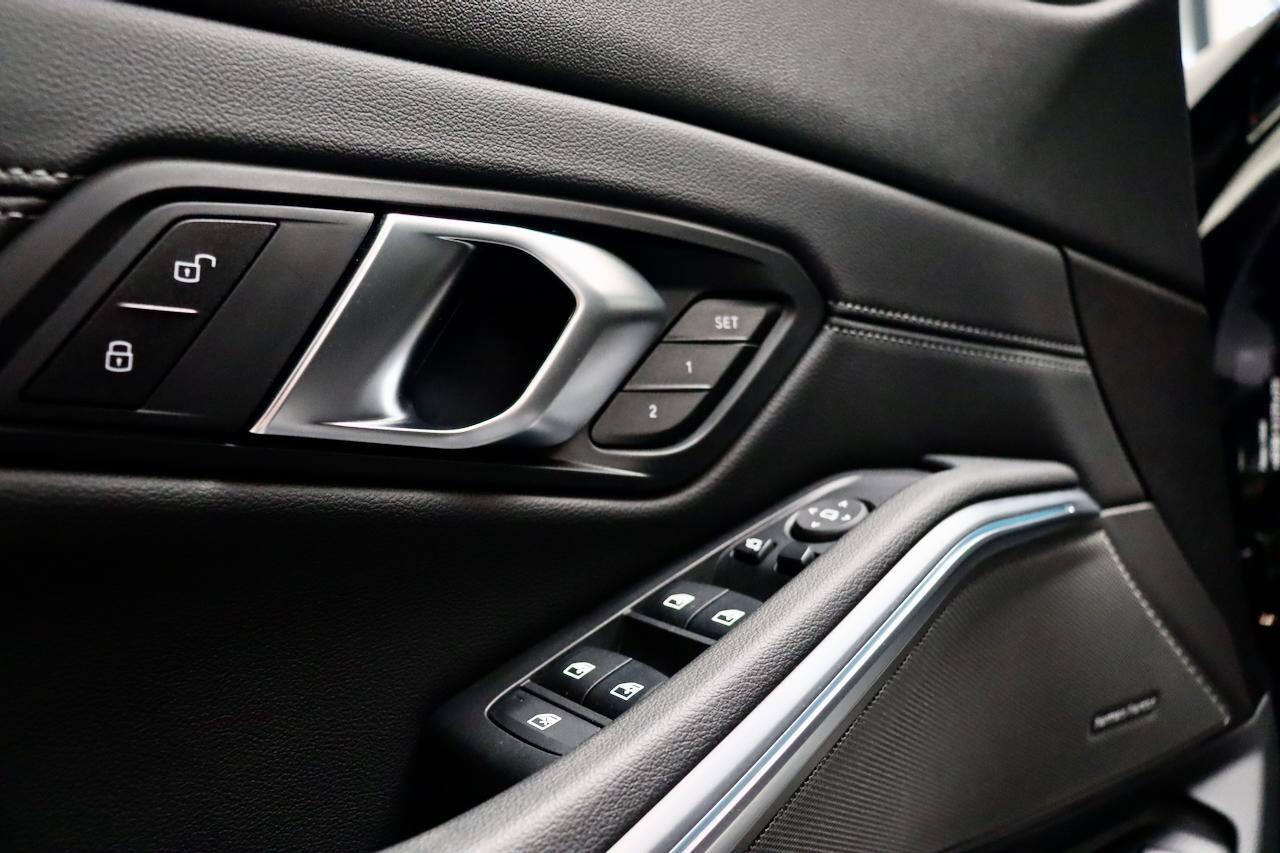 BMW 3-SERIE 330e LCI FACELIFT M Sport|Pano|Hud|HK|VOL