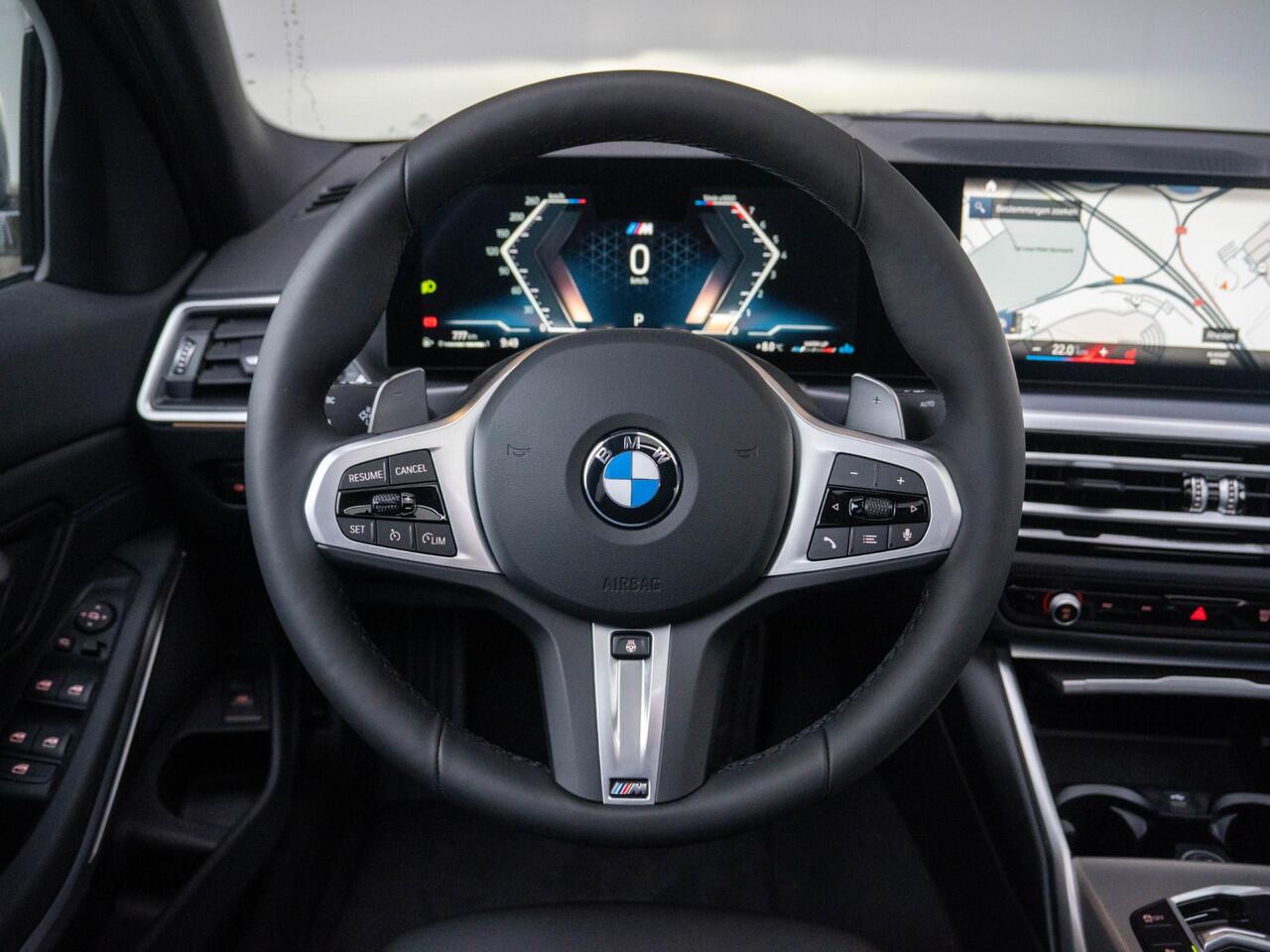 BMW 3-SERIE 320i Sedan M Sportpakket / Adaptive LED / Stoelverwarming / Glazen panoramadak | Ekris Selection