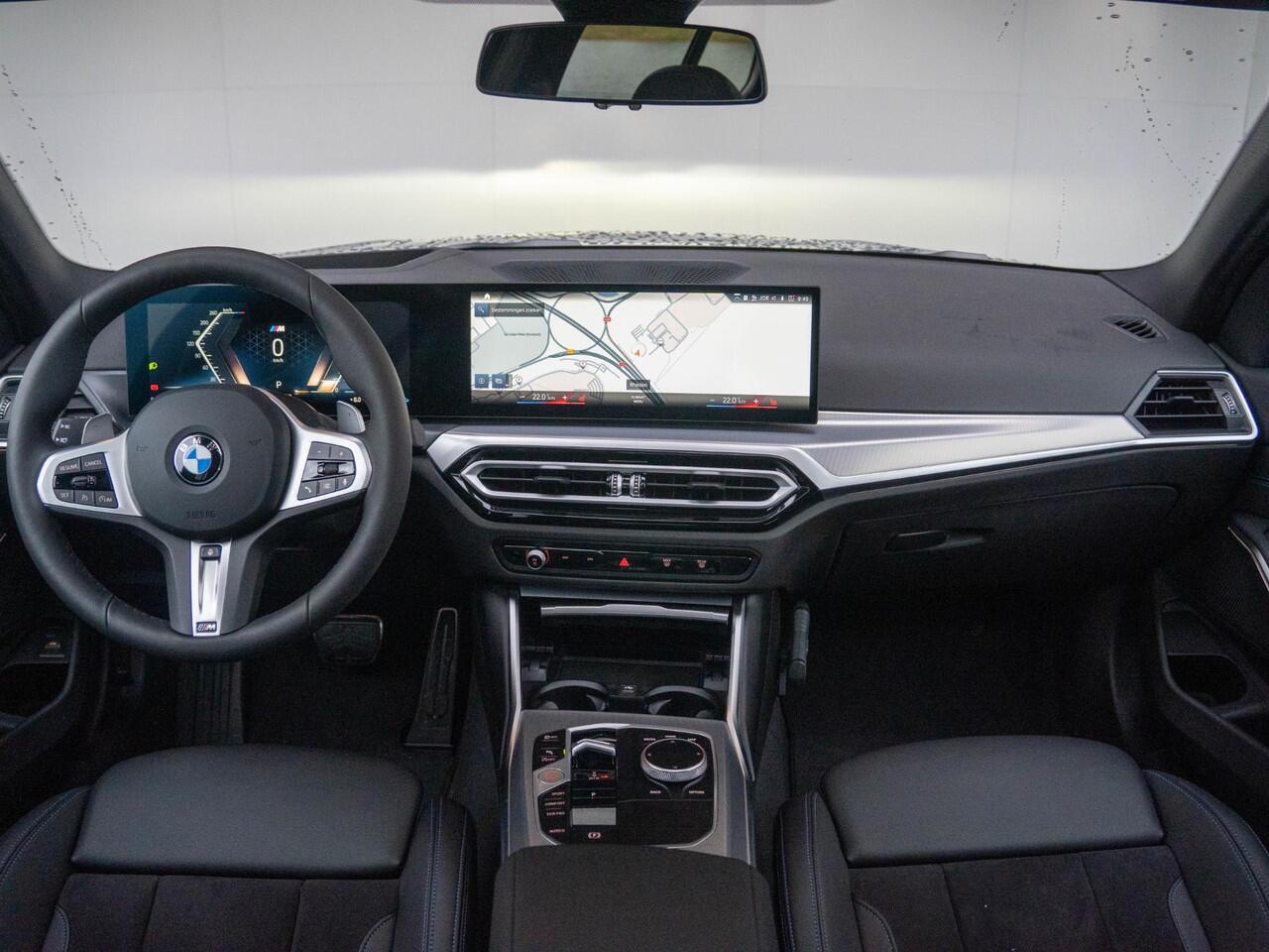 BMW 3-SERIE 320i Sedan M Sportpakket / Adaptive LED / Stoelverwarming / Glazen panoramadak | Ekris Selection