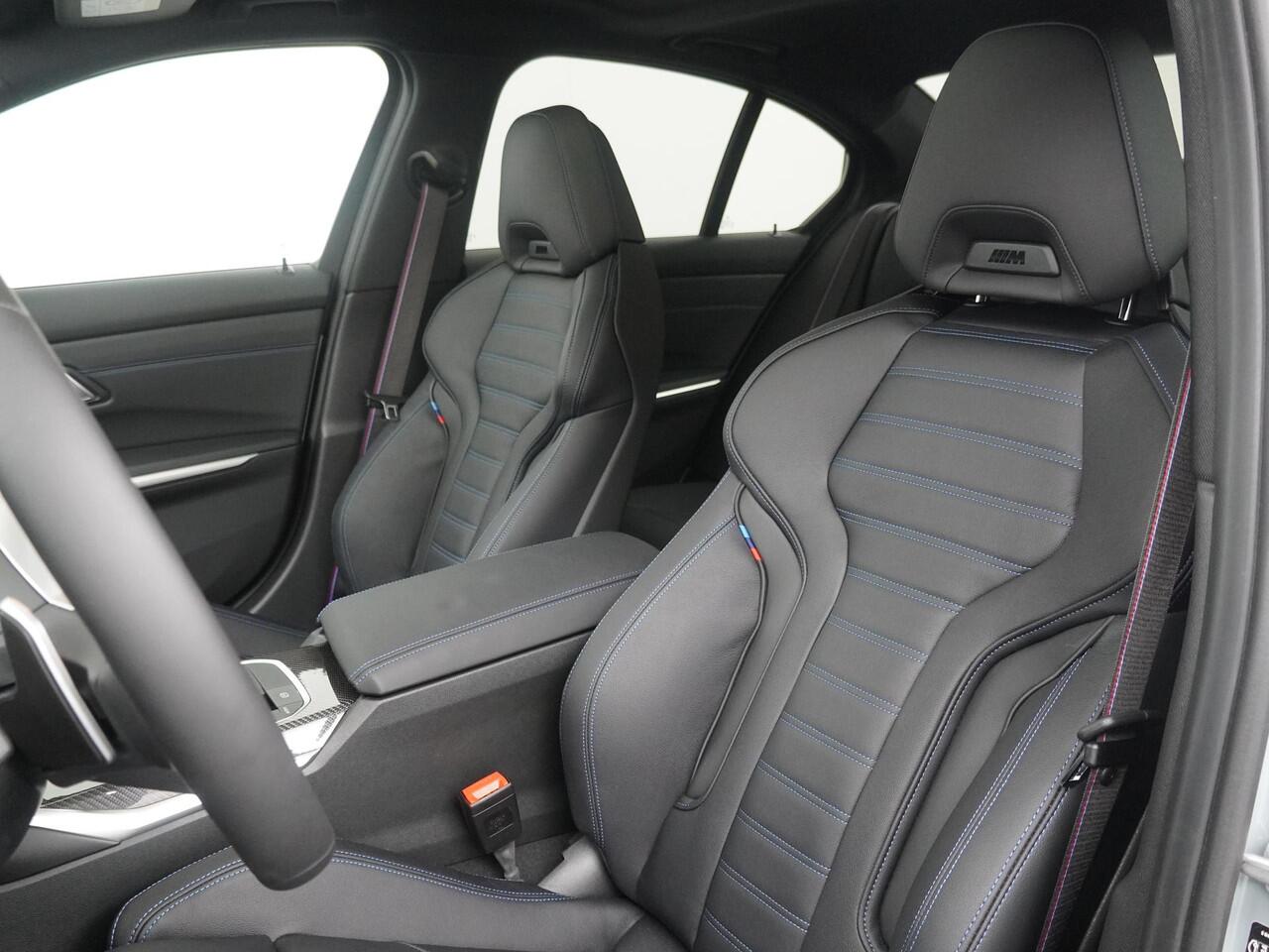 BMW 3-SERIE 330e Sedan | M Sportpakket Pro | Innovation Pack | Comfort Pack