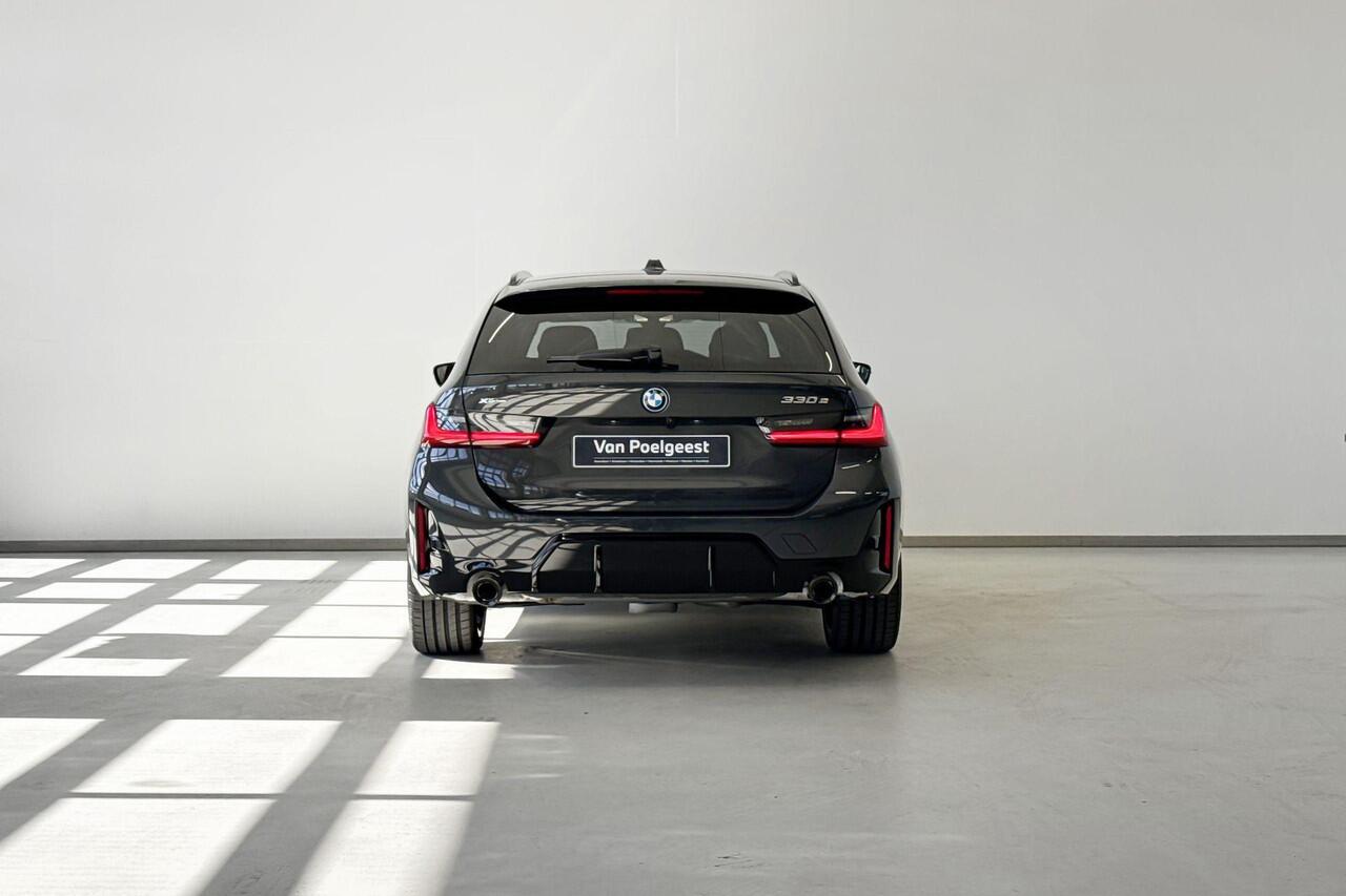 BMW 3-SERIE Touring 330e xDrive | M Sport Pro | Comfort Pack | Adaptieve LED koplampen