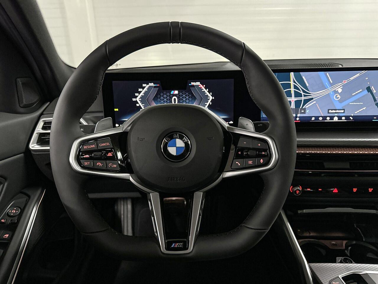 BMW 3-SERIE Sedan 318i | M-Sport Pro | Active Cruise Control | Hifi System | Schuif/-kanteldak | Selections