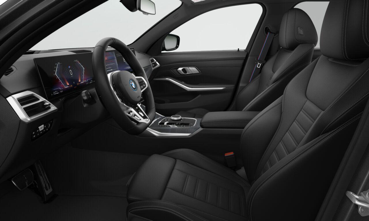BMW 3-SERIE 330e Touring | M Sportpakket Pro | Comfort Pack | Innovation Pack