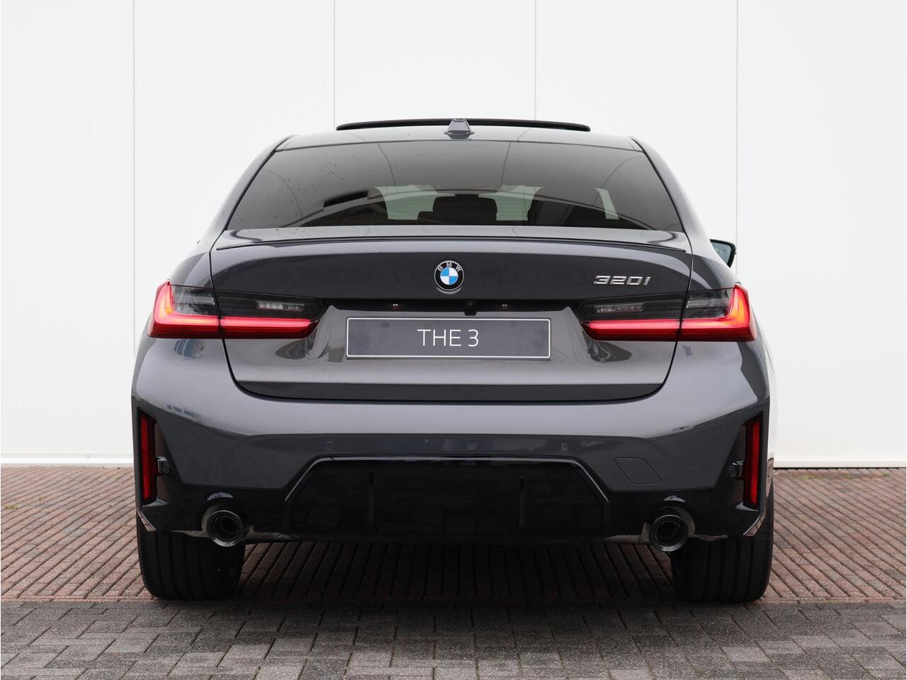 BMW 3-SERIE 320i M Sportpakket Pro | Innovation Pack ll