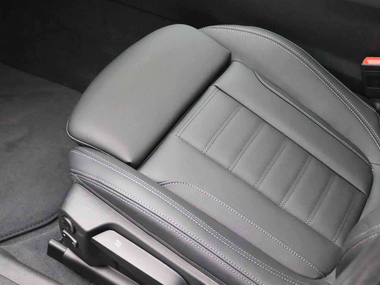 BMW 3-SERIE Touring 320i | M Sport Package | Innovation Pack | Comfort Pack