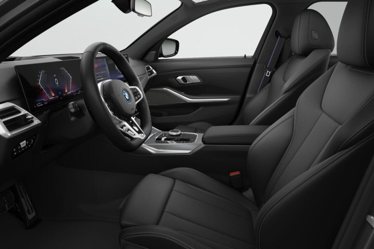 BMW 3-SERIE Touring 330e | M Sport Pro | Innovation Pack | Comfort Pack