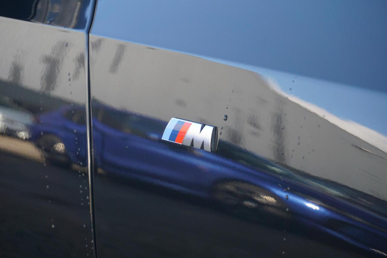 BMW 3-SERIE Touring 330e M Sport | Trekhaak / Panoramadak / Comfort Access / Active Cruise Control / HIFI / Stoelverwarming