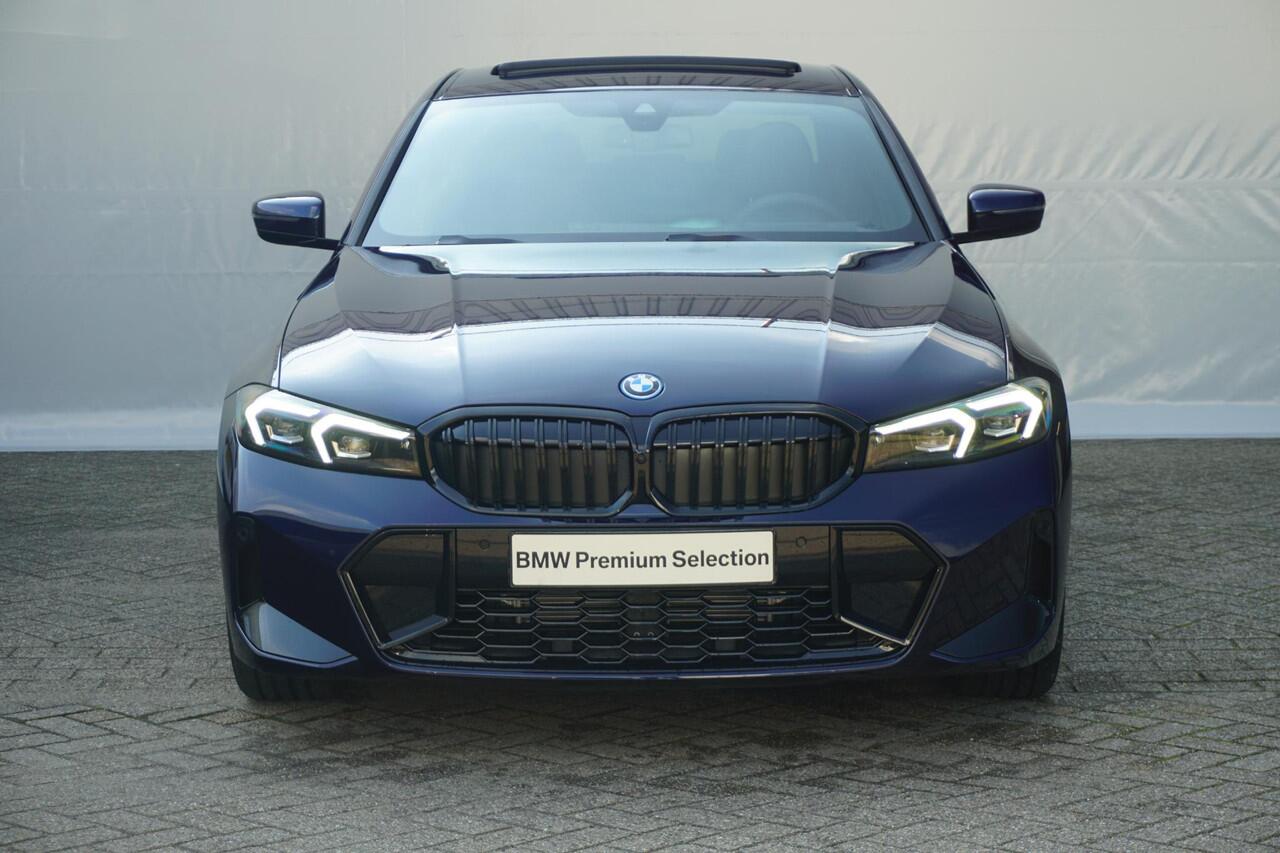 BMW 3-SERIE 330e M Sport Pro | Innovation Pack | Harman Kardon | Comfort Access | Trekhaak | Stoel & Stuurverwarming