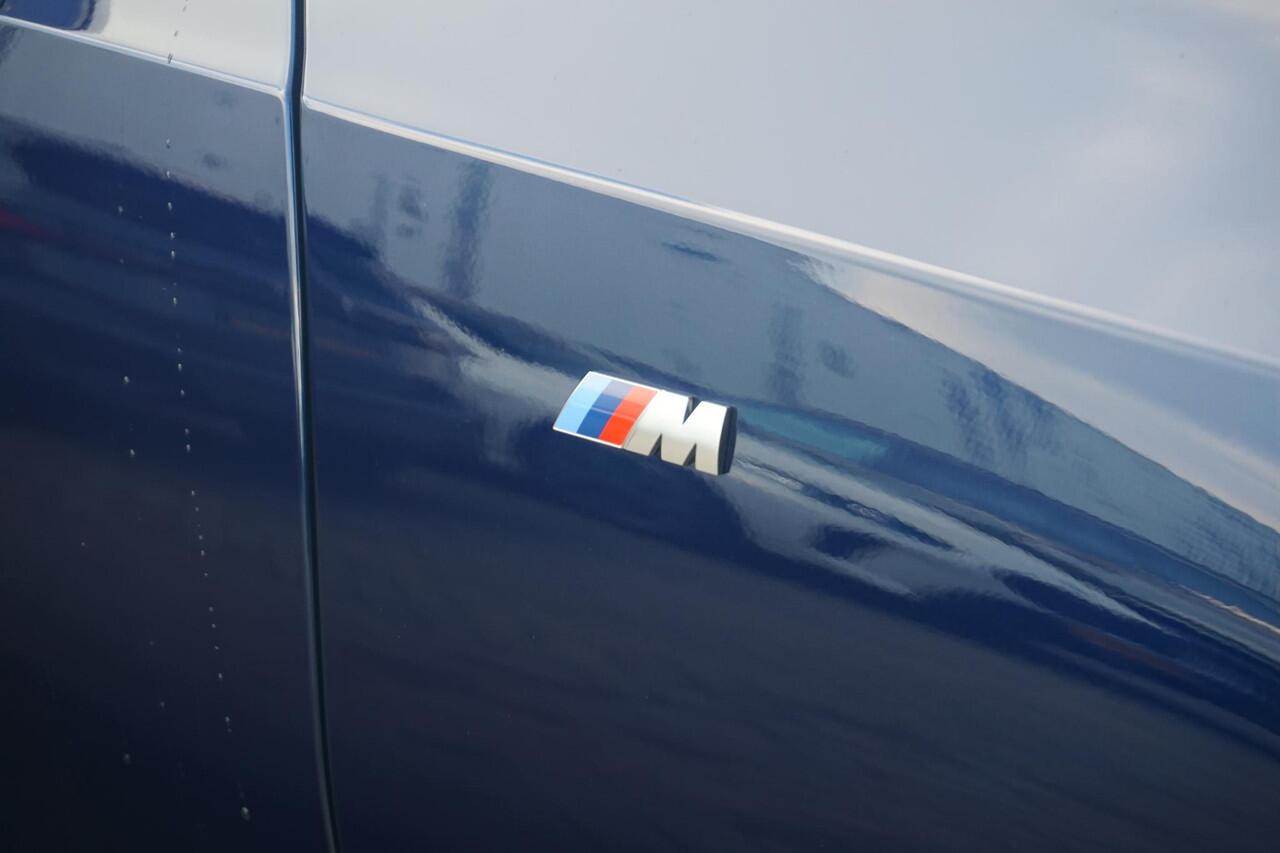 BMW 3-SERIE 330e M Sport Pro | Innovation Pack | Harman Kardon | Comfort Access | Trekhaak | Stoel & Stuurverwarming