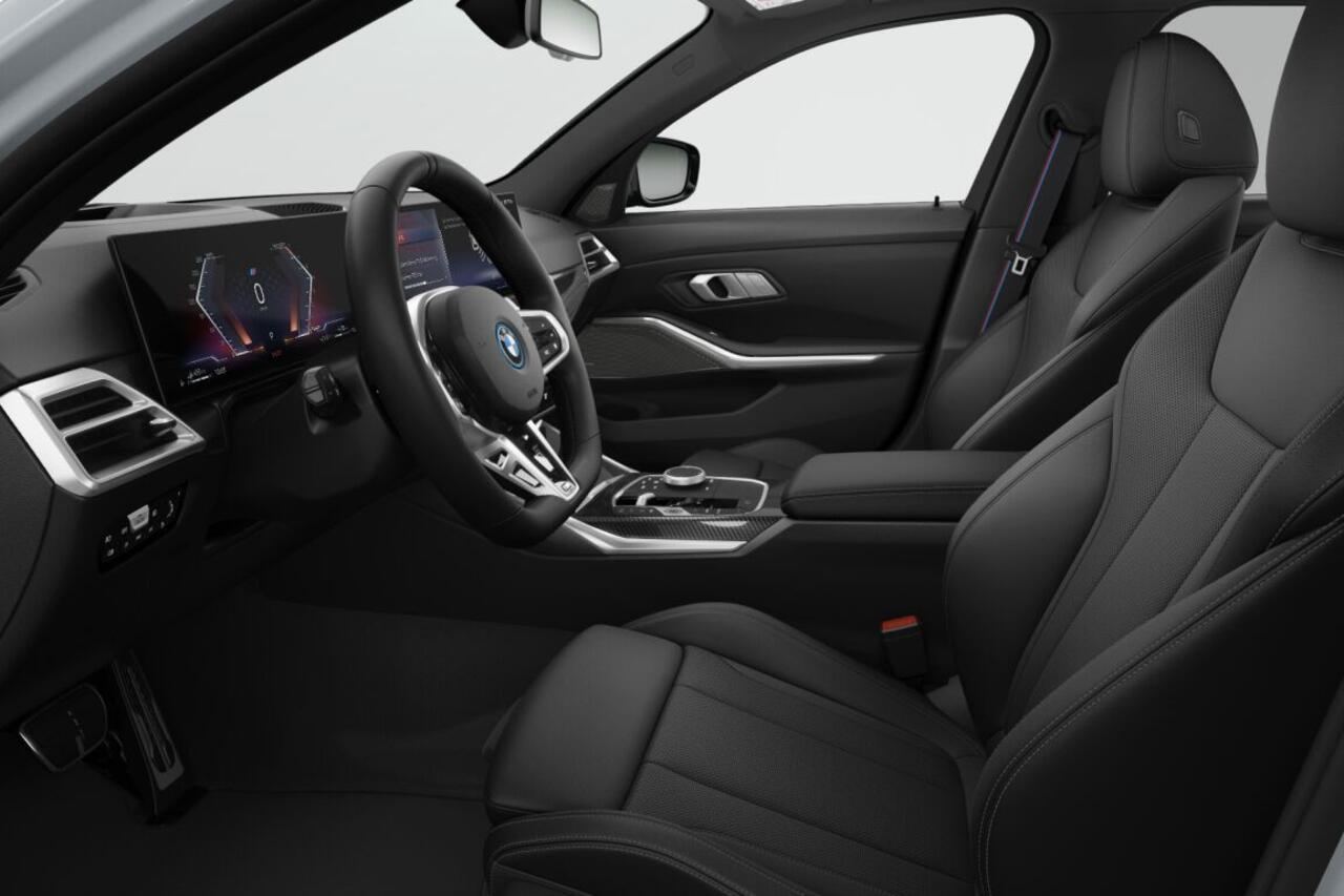 BMW 3-SERIE Touring 330e | M Sport Pro | Innovation Pack | Comfort Pack