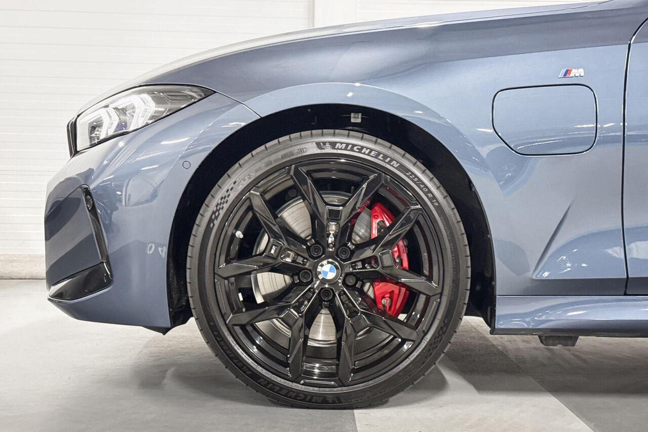 BMW 3-SERIE Touring 330e