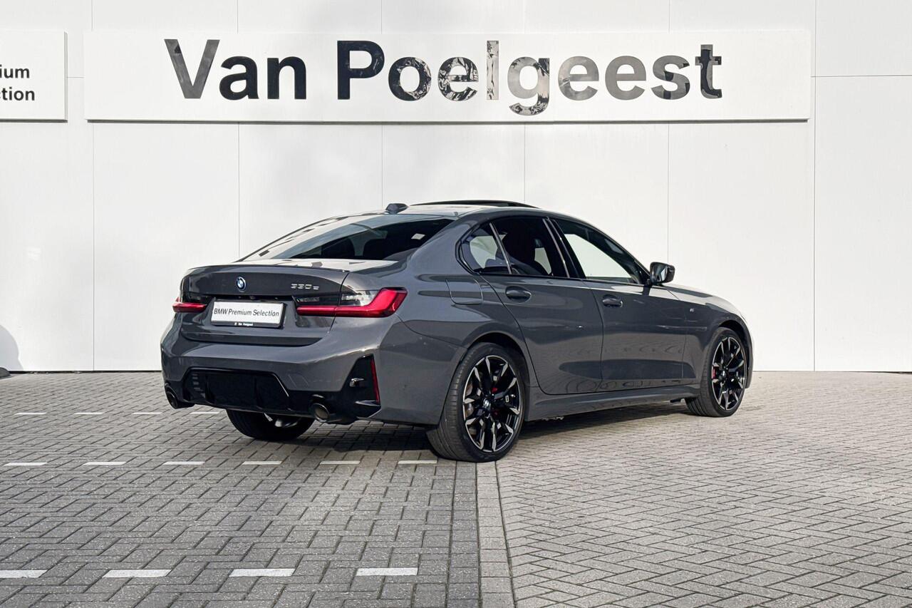 BMW 3-SERIE Sedan 330e M Sport | Panoramadak