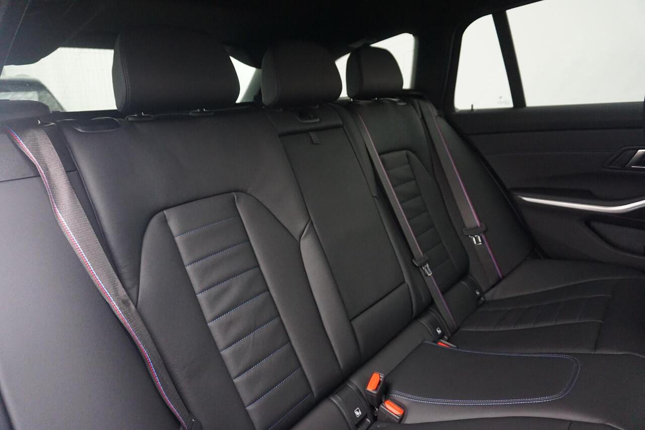 BMW 3-SERIE Touring 330e M Sportpakket Pro 19'' / Elektrisch verstelbare stoelen / Comfort Acces / HiFi System